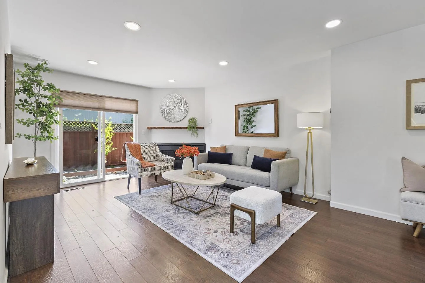 10063 Long Oak Ln - Photo 3