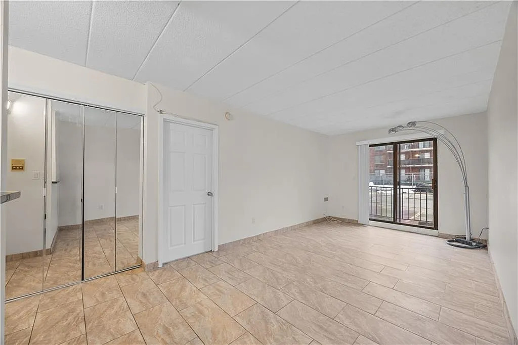 10842 Flatlands 9th St APT 25B - Photo 2