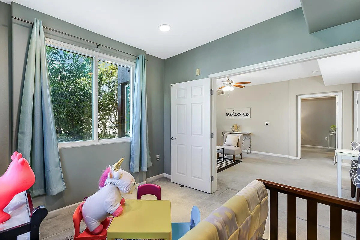 1101 S Main St - Photo 18