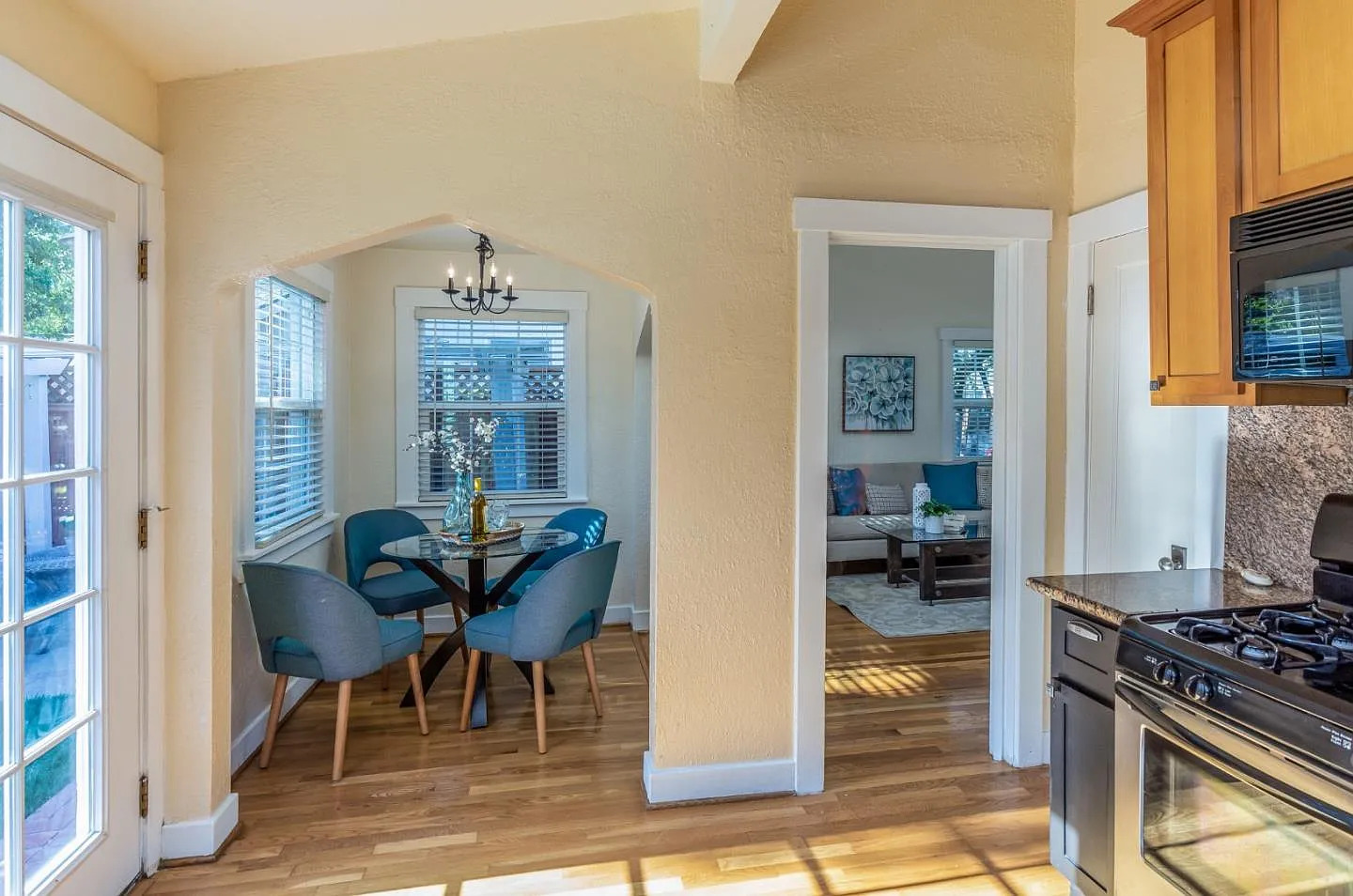 1385 Milton Way - Photo 4