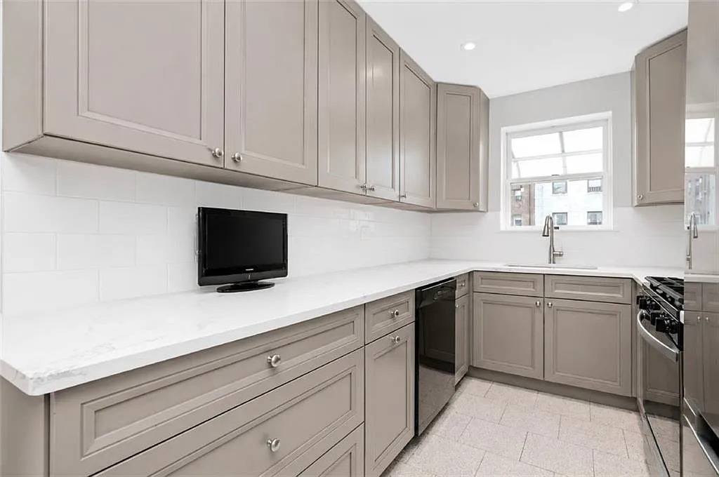 1770 66th St APT 3B - Photo 26