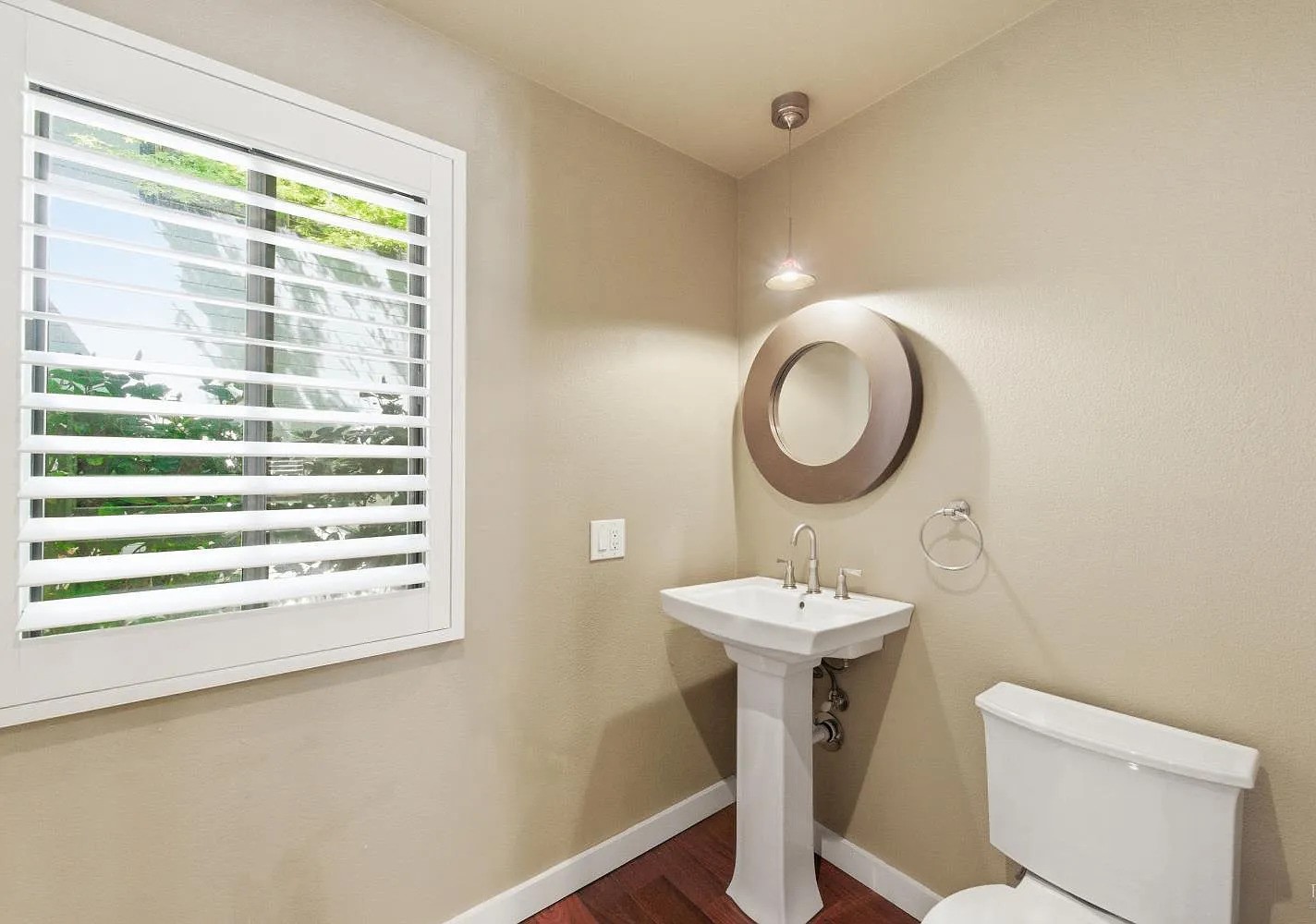 2 Village Parkway - Photo 19