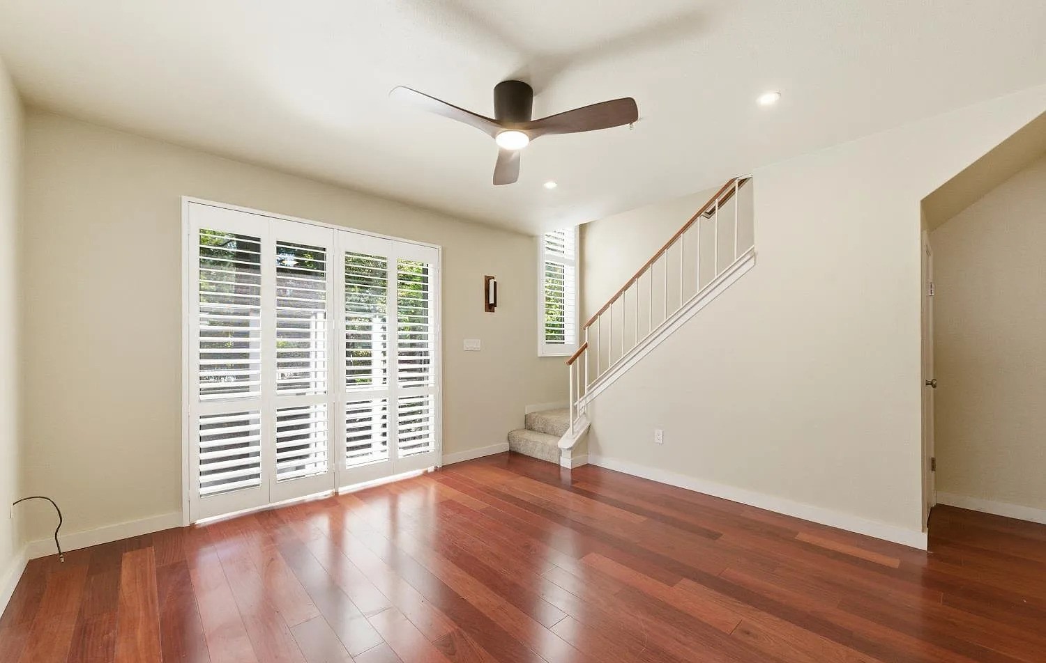 2 Village Parkway - Photo 20