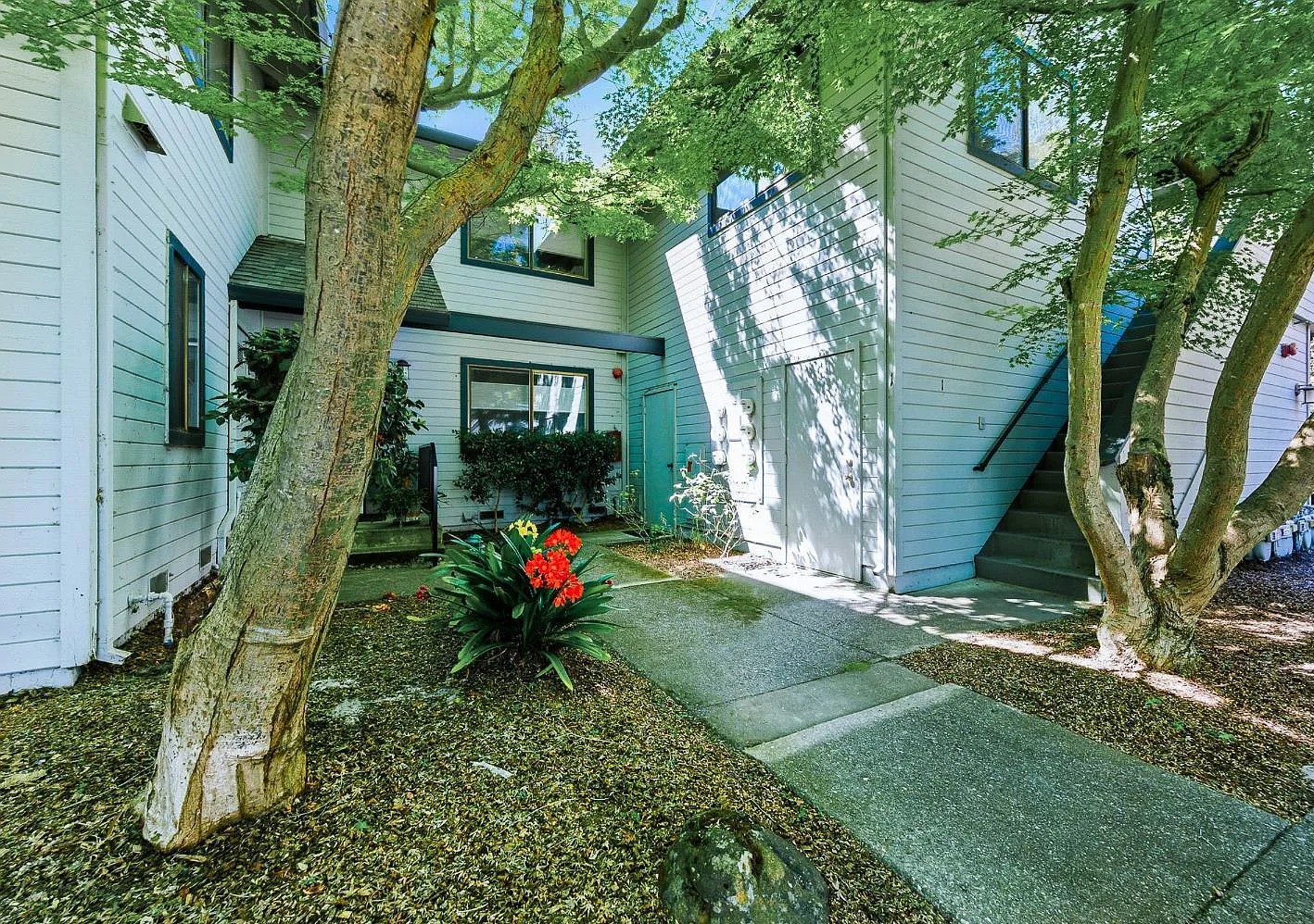2 Village Parkway - Photo 23