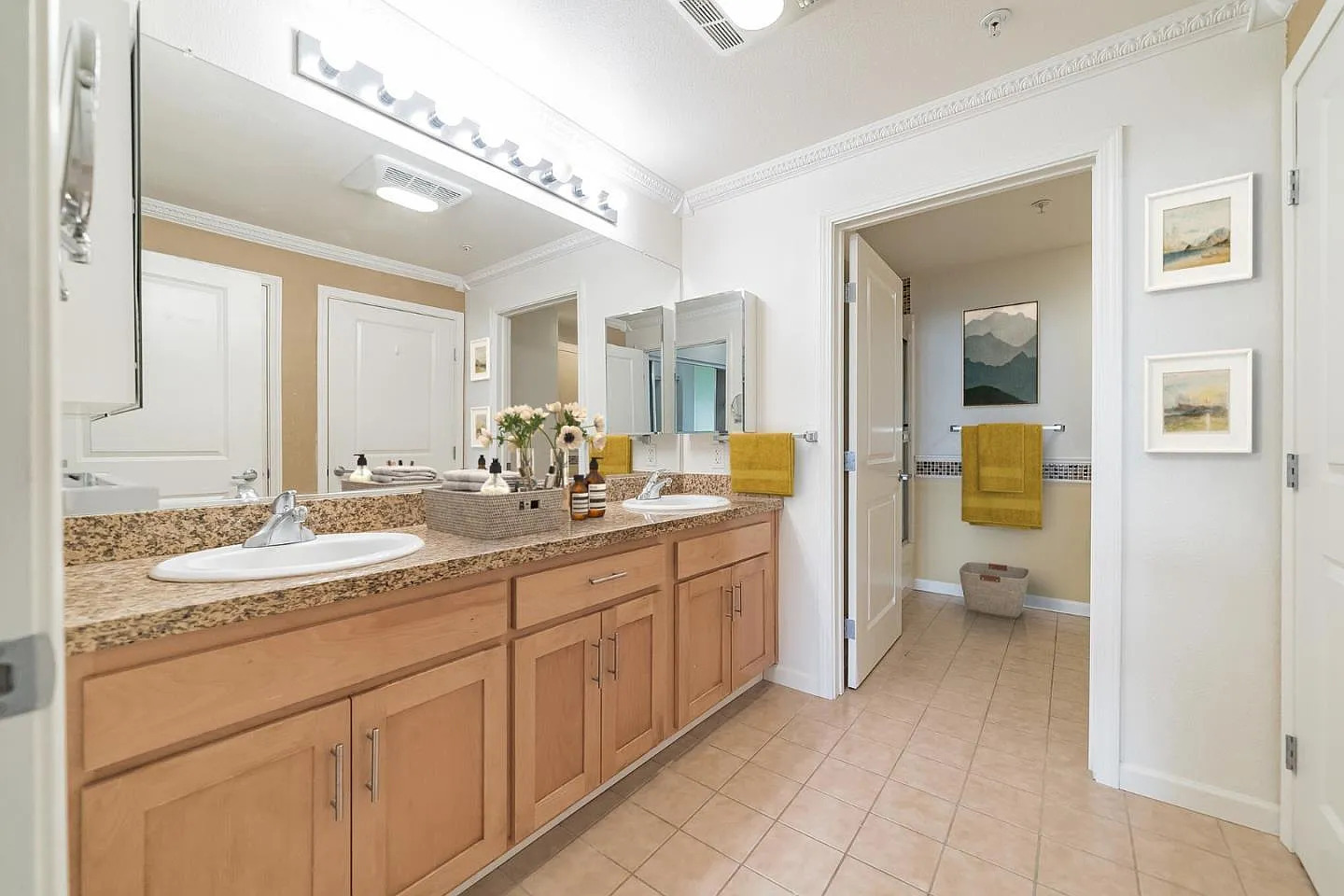 401 Crescent Ct - Photo 7