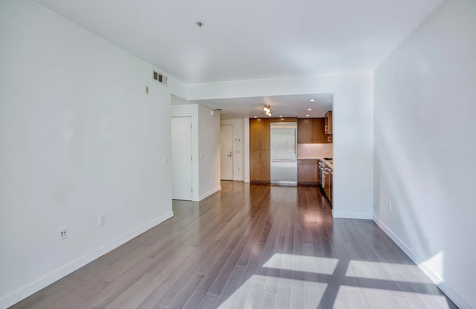 2655 Bush St #110 - Photo 12