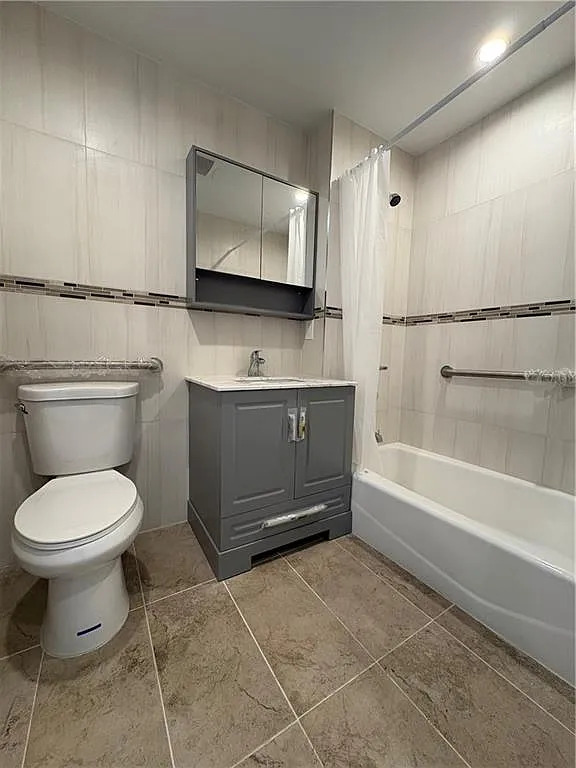 8323 13th Ave #3B - Photo 1