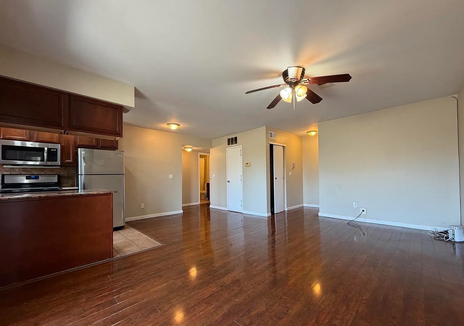 85 Elmwood Park Dr - Photo 4