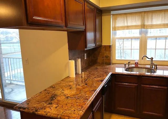 85 Elmwood Park Dr - Photo 10