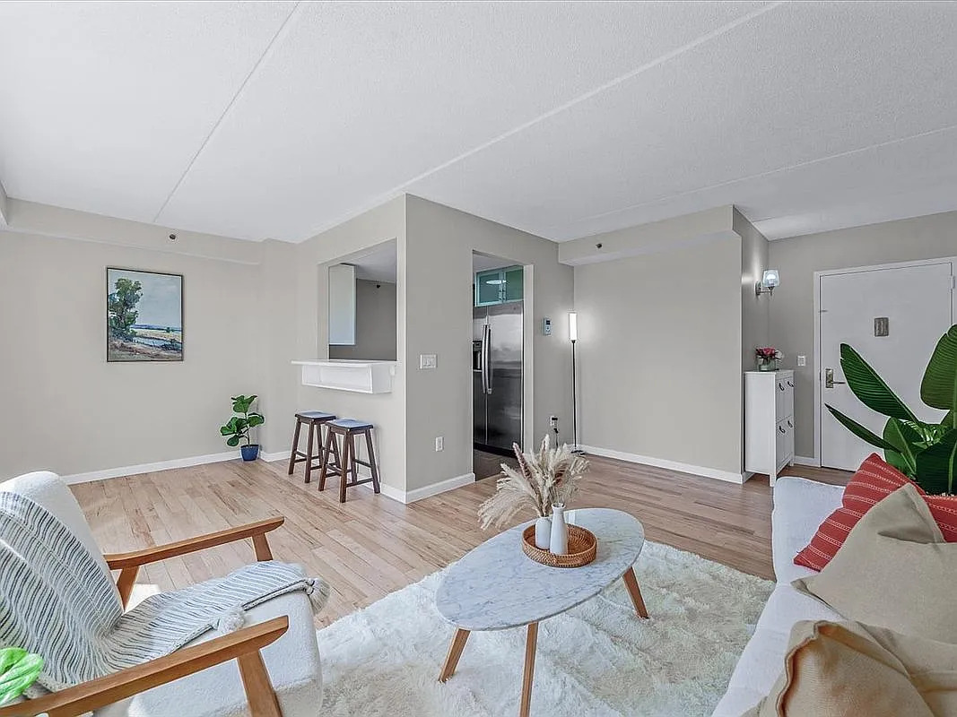 88-20 Parsons Blvd - Photo 17