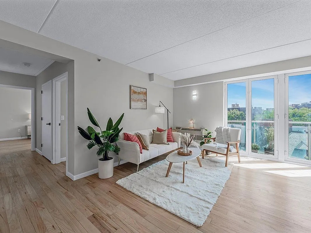88-20 Parsons Blvd - Photo 41
