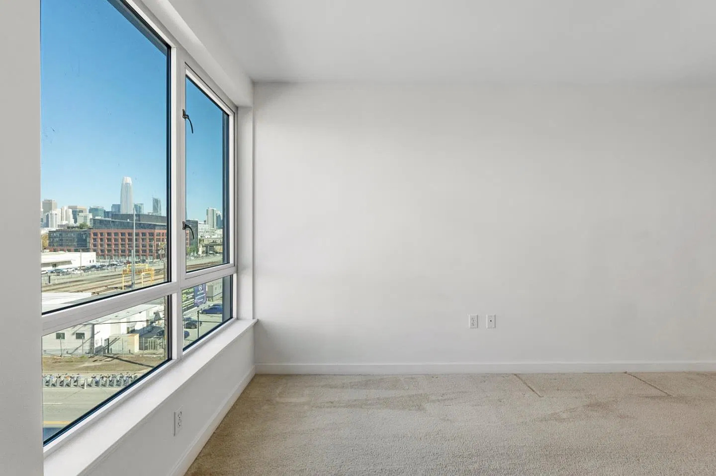 888 7th St - Photo 8