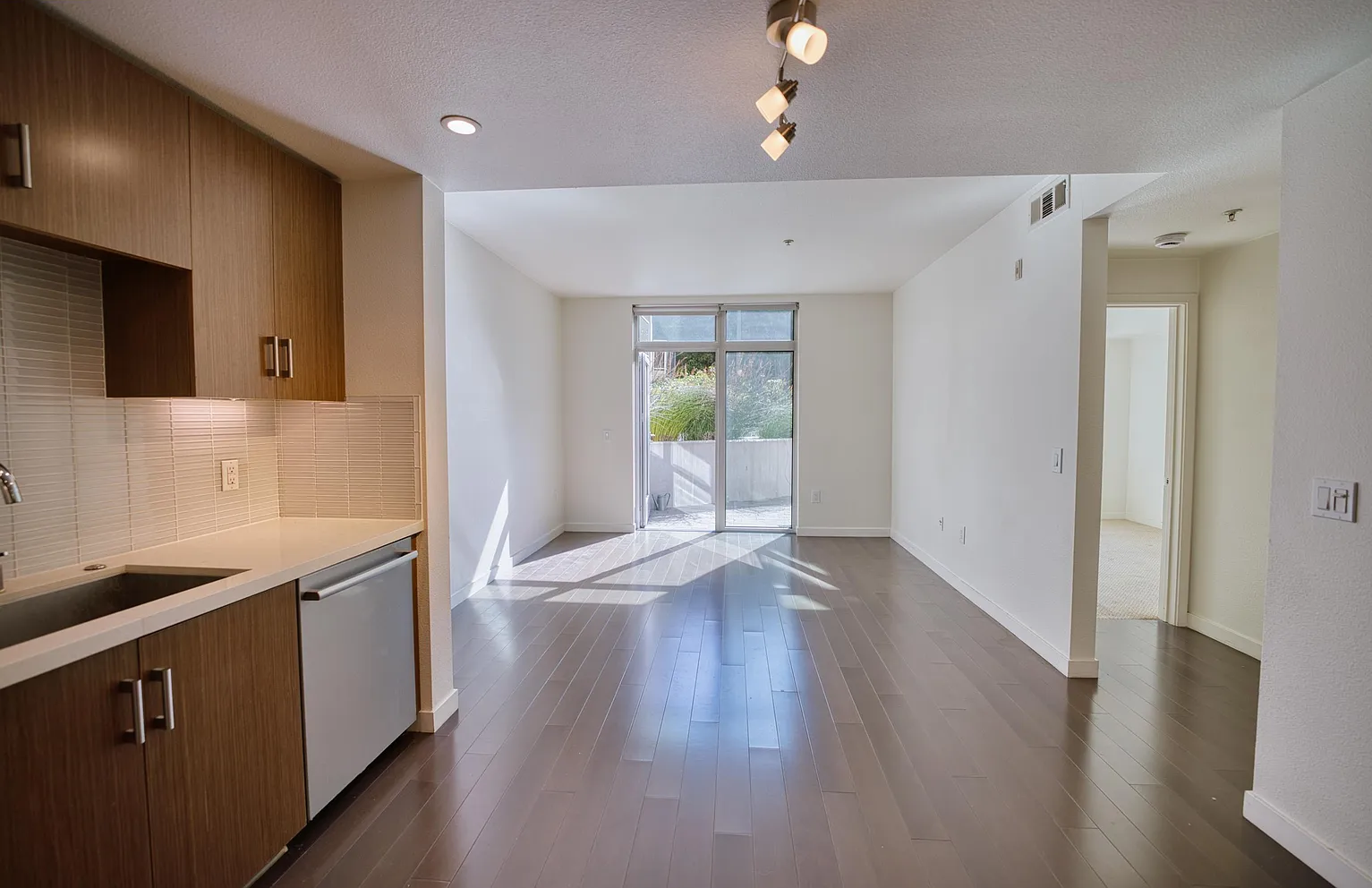 2655 Bush St #110 - Photo 22